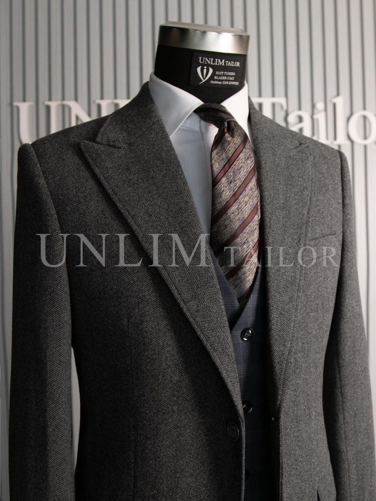 Măng Tô Dạ Xám Nâu Hoạ Tiết Xương Cá  - detail images