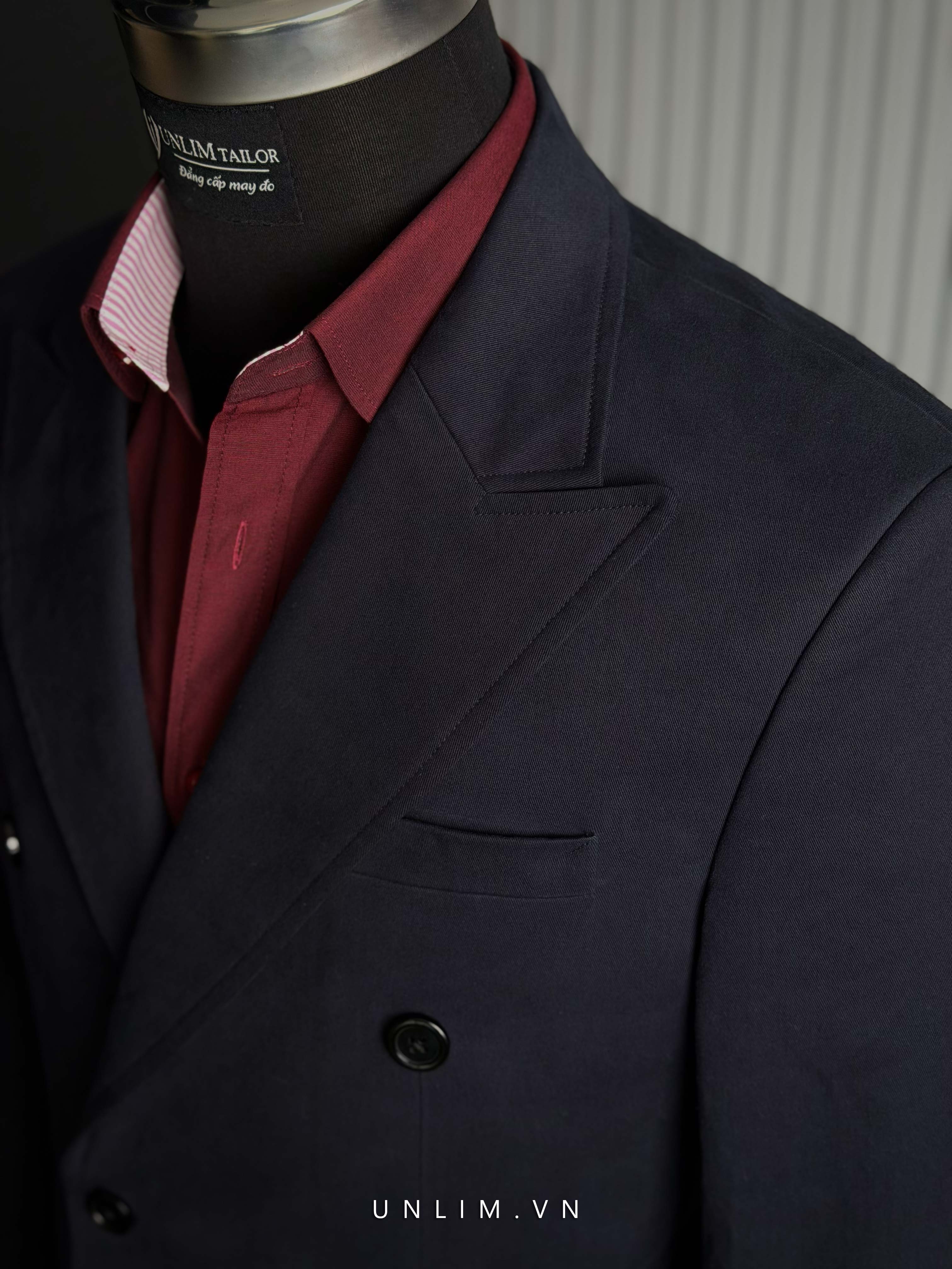 Măng Tô Xanh Navy Midnight Cổ Nhọn Hai Hàng Khuy - detail images