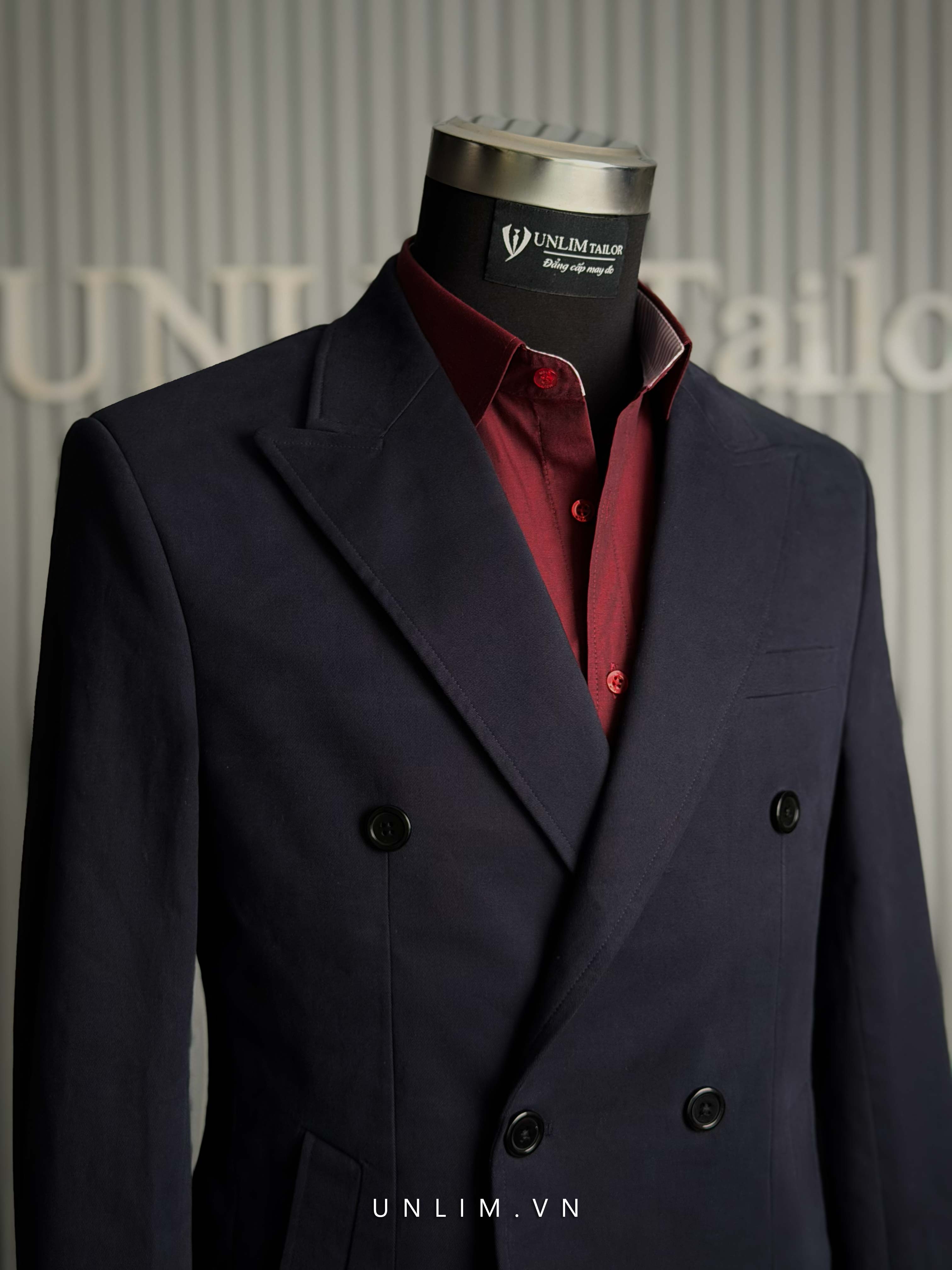Măng Tô Xanh Navy Midnight Cổ Nhọn Hai Hàng Khuy - detail images
