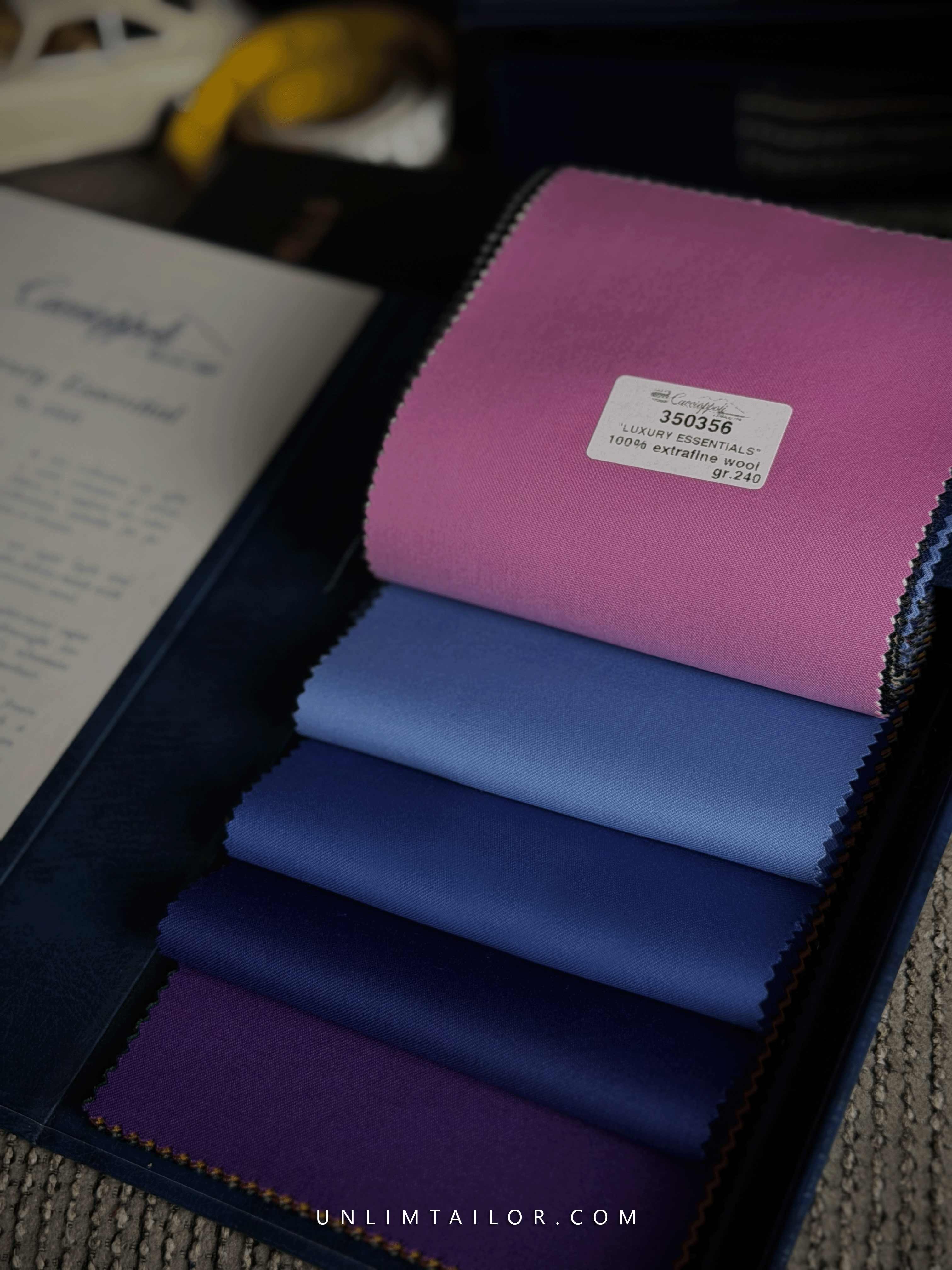 Caccioppoli Wool Silk Linen Blue - detail images
